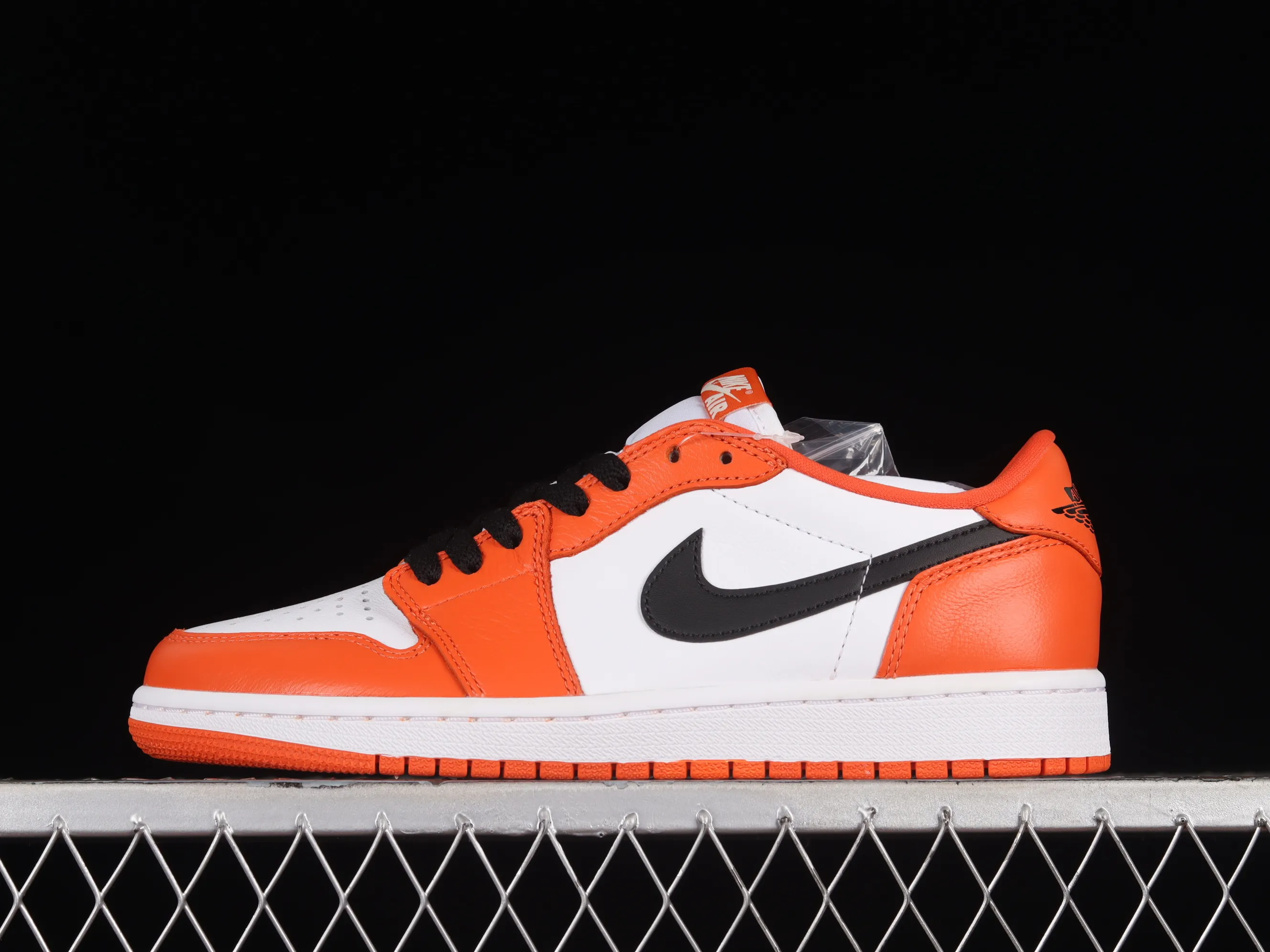All categories Air Jordan Jordan series basketball shoes Air Jordan 1 Low pure original version Air Jordan 1 Low OG "Shattered Backboard" AJ1 Joe 1 white buckle shredded full head layer low-top basketball shoes CZ0790-801